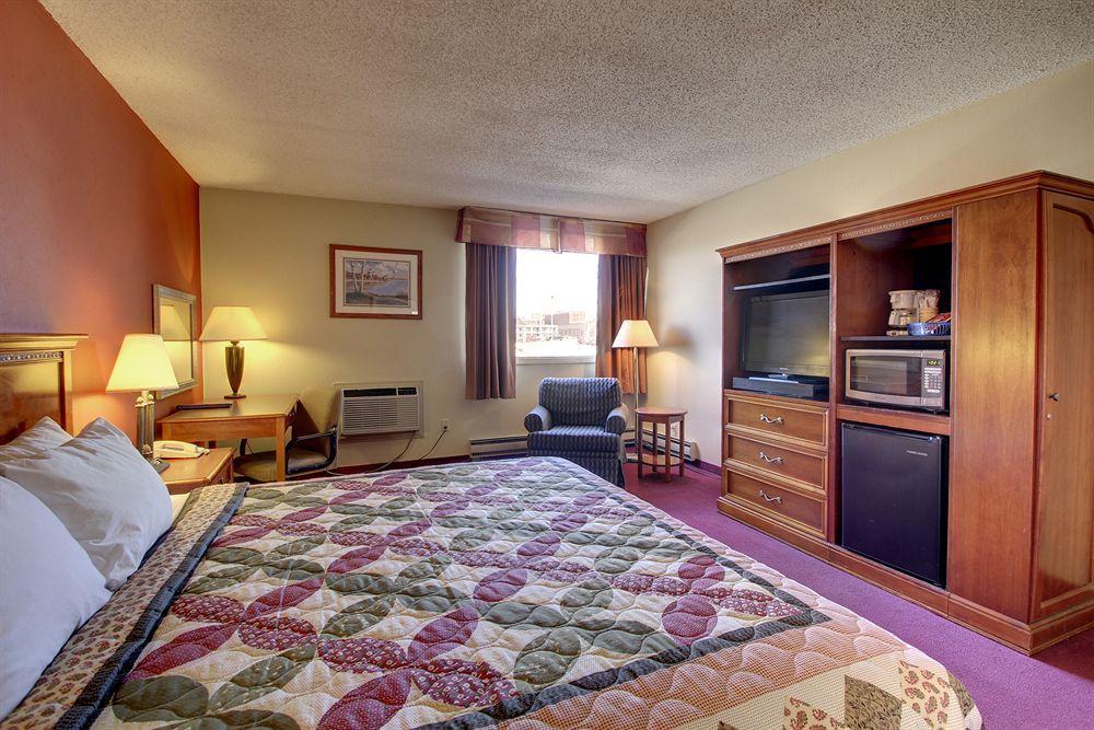 Eagle'S Nest Hotel & Conference Center Quincy Exterior foto